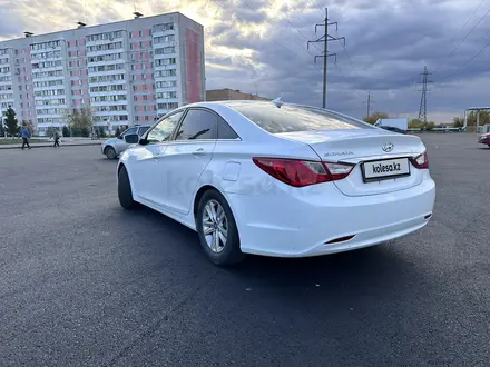 Hyundai Sonata 2014 года за 6 500 000 тг. в Петропавловск – фото 2