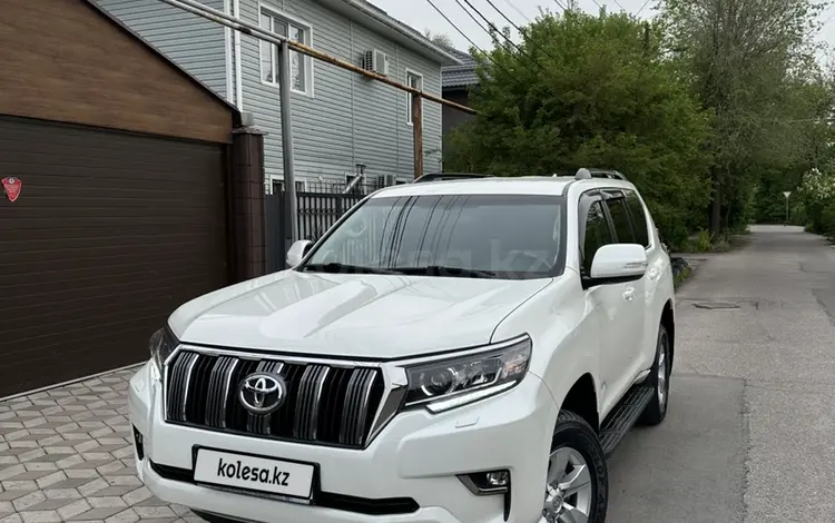 Toyota Land Cruiser Prado 2018 года за 21 600 000 тг. в Алматы