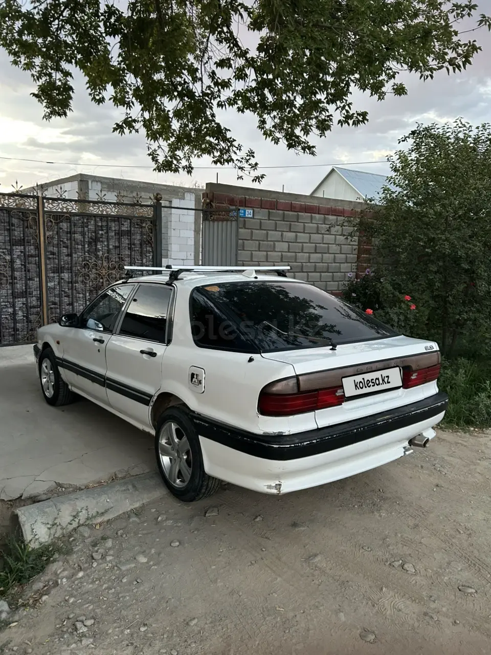 Mitsubishi Galant, 1992