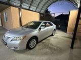 Toyota Camry 2007 года за 6 400 000 тг. в Шымкент – фото 2