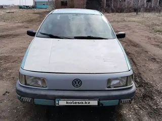 Volkswagen Passat, 1989