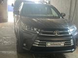 Toyota Highlander 2016 годаүшін13 400 000 тг. в Атырау – фото 5