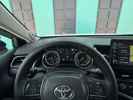 Toyota Camry 2021 года за 14 300 000 тг. в Шымкент – фото 7