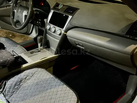Toyota Camry 2008 года за 5 500 000 тг. в Семей – фото 3
