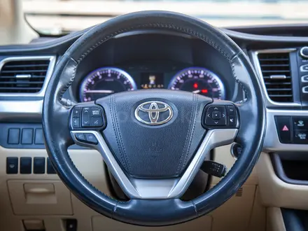 Toyota Highlander 2016 года за 15 000 000 тг. в Алматы – фото 13