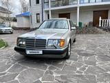 Mercedes-Benz E 230 1992 года за 2 550 000 тг. в Алматы – фото 3