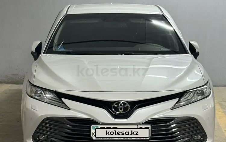 Toyota Camry 2018 года за 14 100 000 тг. в Кокшетау