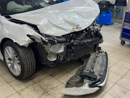 Toyota Camry 2020 года за 6 600 000 тг. в Уральск – фото 3
