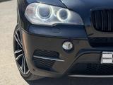 BMW X5 2012 года за 9 999 999 тг. в Актобе – фото 2
