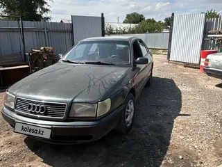 Audi 100