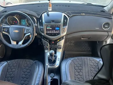 Chevrolet Cruze 2015 года за 3 800 000 тг. в Алматы – фото 8