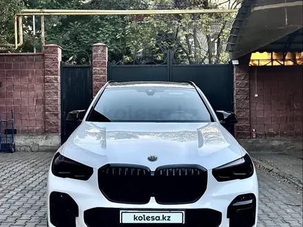 BMW X5 2019 года за 24 000 000 тг. в Алматы – фото 7