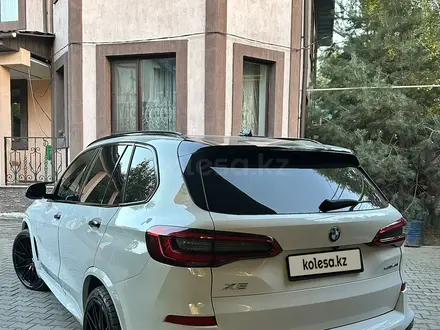 BMW X5 2019 года за 24 000 000 тг. в Алматы – фото 10