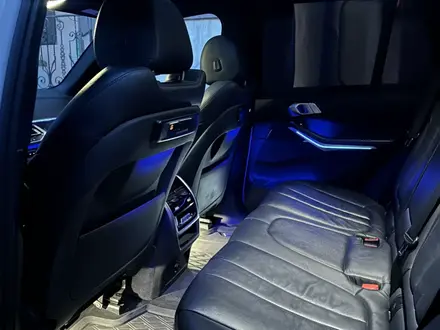 BMW X5 2019 года за 24 000 000 тг. в Алматы – фото 17