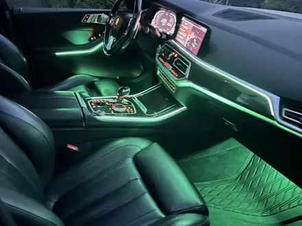 BMW X5 2019 года за 24 000 000 тг. в Алматы – фото 24