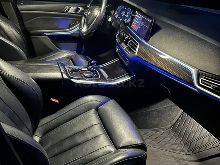 BMW X5 2019 года за 24 000 000 тг. в Алматы – фото 27