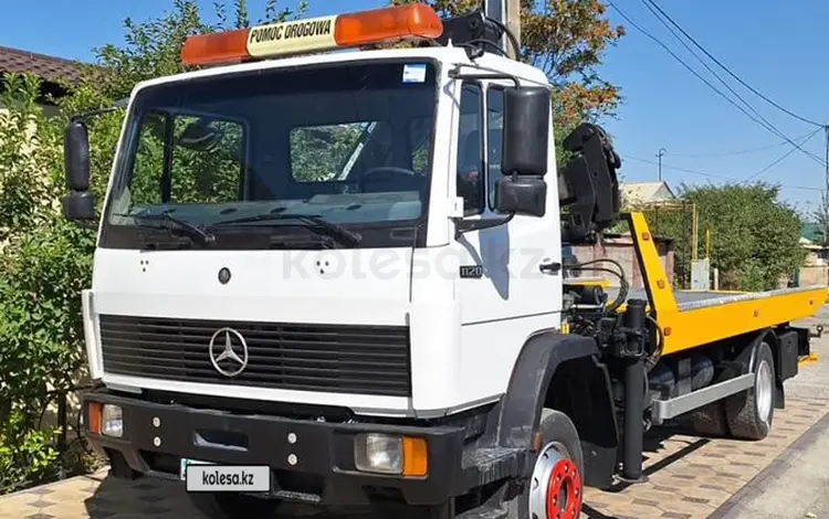 Mercedes-Benz 1990 года за 15 000 000 тг. в Атырау