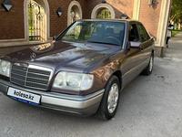 Mercedes-Benz E 280 1995 годаүшін2 700 000 тг. в Шымкент