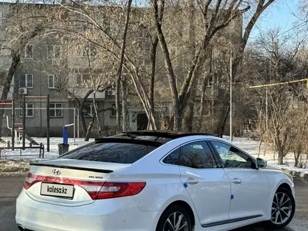 Hyundai Grandeur 2014 года за 8 500 000 тг. в Алматы – фото 3