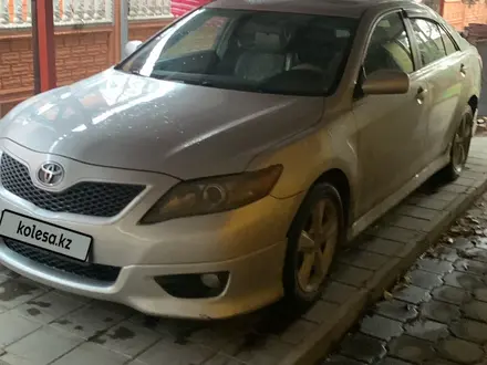 Toyota Camry 2010 года за 6 400 000 тг. в Караганда – фото 2