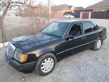 Mercedes-Benz E 200 1990 годаfor1 300 000 тг. в Кызылорда – фото 2