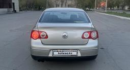 Volkswagen Passat 2005 года за 3 665 000 тг. в Семей – фото 5