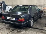 Mercedes-Benz E 200 1989 годаүшін850 000 тг. в Шымкент – фото 4