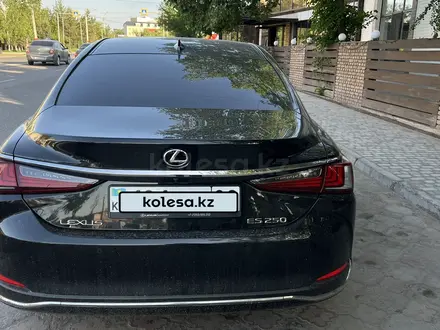 Lexus ES 250 2022 года за 22 000 000 тг. в Алматы – фото 5