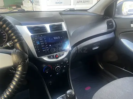 Hyundai Accent 2011 года за 3 500 000 тг. в Усть-Каменогорск – фото 11
