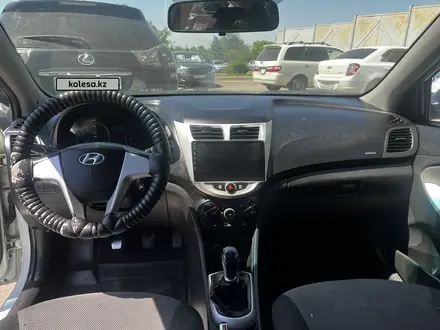 Hyundai Accent 2011 года за 3 500 000 тг. в Усть-Каменогорск – фото 10