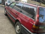 Volkswagen Passat 1992 года за 750 000 тг. в Алматы – фото 2