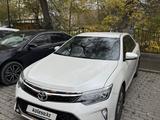 Toyota Camry 2018 годаfor11 500 000 тг. в Усть-Каменогорск – фото 3