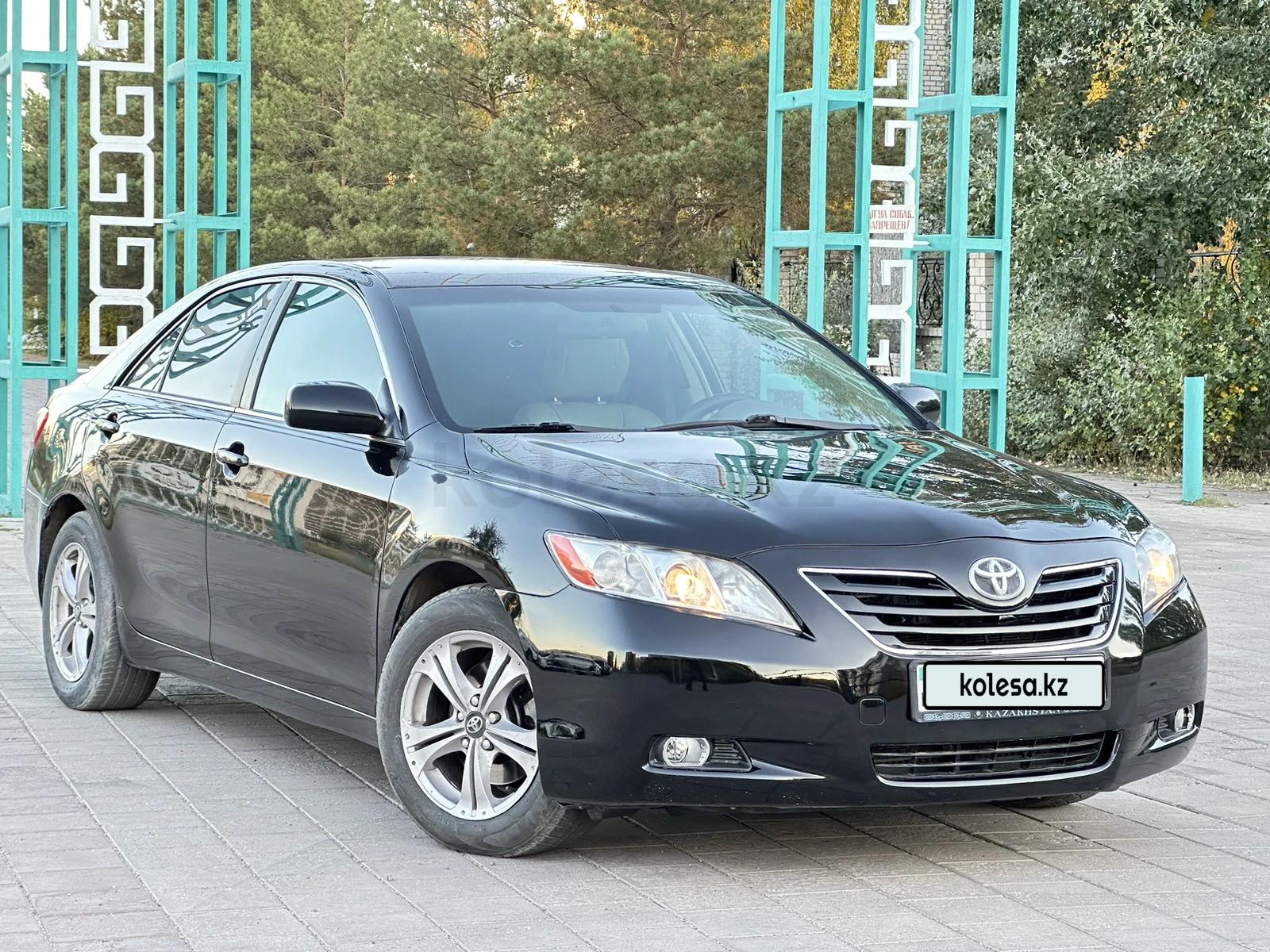 Toyota Camry 2008 г.