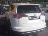 Toyota RAV4 2016 годаүшін10 500 000 тг. в Астана – фото 3