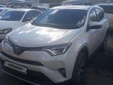 Toyota RAV4 2016 годаүшін10 500 000 тг. в Астана – фото 5