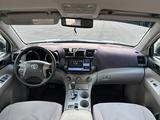Toyota Highlander 2009 года за 6 500 000 тг. в Актау – фото 3