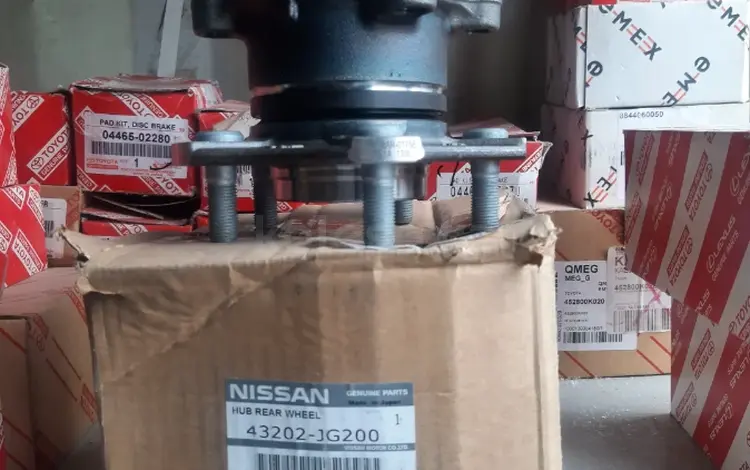 Задняя ступица на Nissan оригинал за 45 000 тг. в Атырау