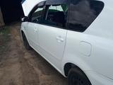 Toyota Avensis Verso 2003 года за 4 500 000 тг. в Кокшетау – фото 3