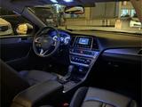 Hyundai Sonata 2017 годаfor6 800 000 тг. в Алматы – фото 2