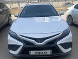 Toyota Camry 2022 года за 15 200 000 тг. в Астана – фото 4