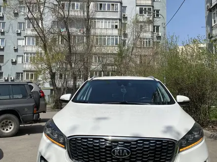 Kia Sorento 2018 года за 9 000 000 тг. в Алматы – фото 3