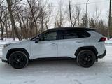 Toyota RAV4 2020 годаfor15 600 000 тг. в Караганда – фото 3