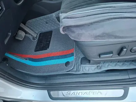 Hyundai Santa Fe 2023 года за 16 600 000 тг. в Актобе – фото 14