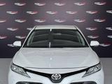 Toyota Camry 2020 года за 13 000 000 тг. в Актау