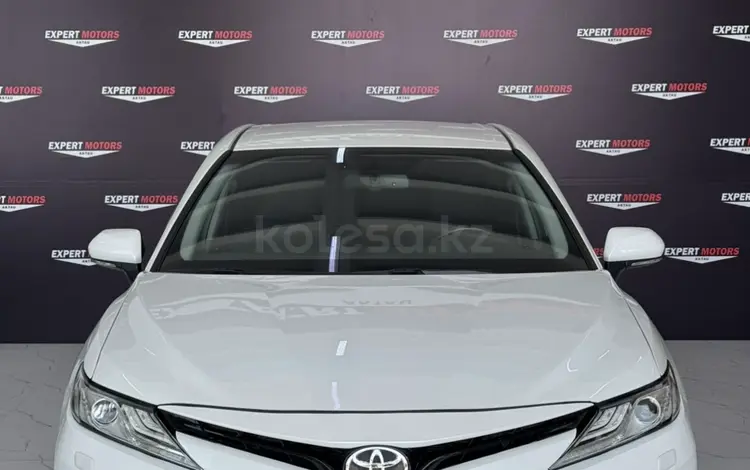 Toyota Camry 2020 года за 13 000 000 тг. в Актау