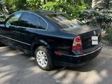 Volkswagen Passat 2002 годаүшін2 700 000 тг. в Атырау – фото 3