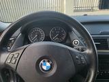 BMW X1 2014 года за 8 000 000 тг. в Атырау – фото 4