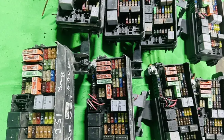 W164 W251 блок предохранителей и реле за 20 000 тг. в Алматы
