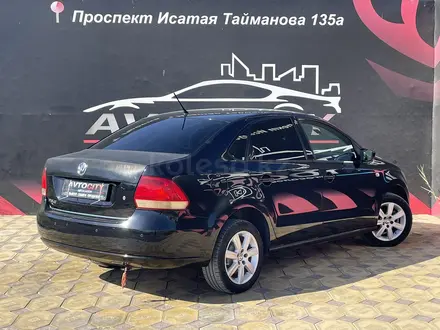 Volkswagen Polo 2015 года за 5 150 000 тг. в Атырау – фото 13