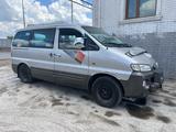 Hyundai Starex 2002 года за 3 800 000 тг. в Астана – фото 2